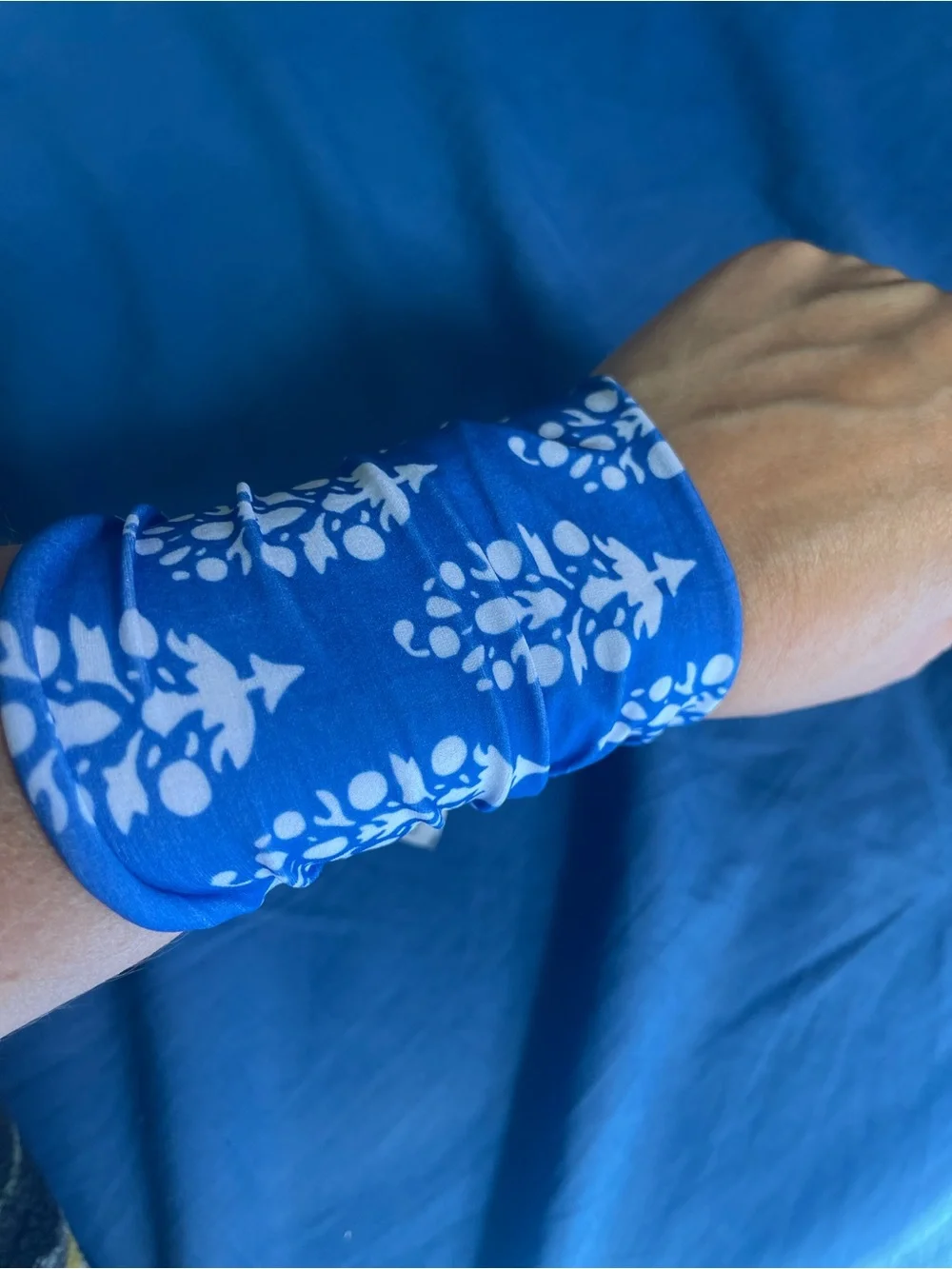 FP Movement by Free People Rumble Hair Tie blue small logos NWT